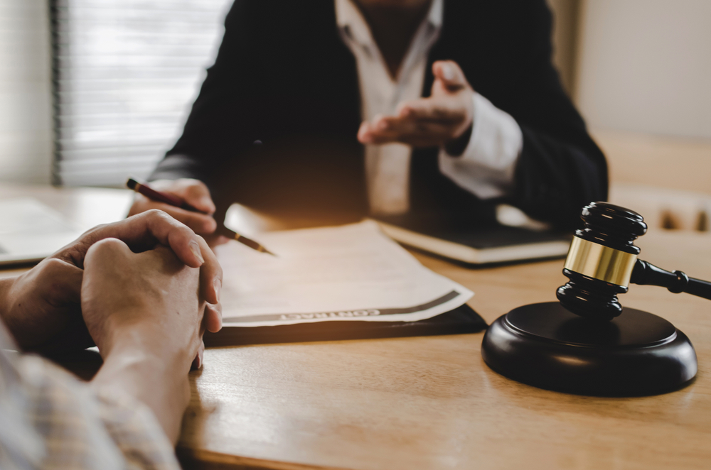 Commercial litigation attorney